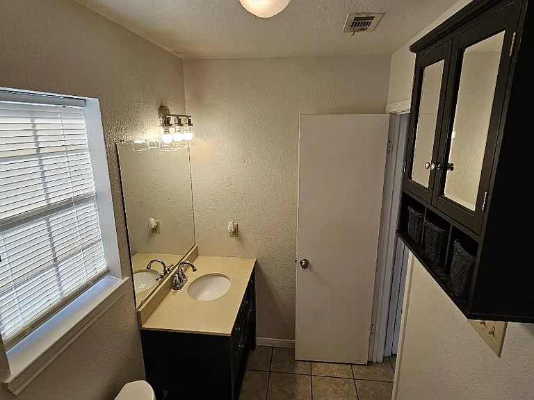 4106 Shawn Dr #B — Photo 15