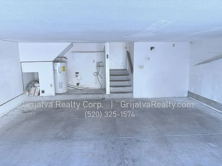 3120 E Corte De La Raqueta — Photo 20