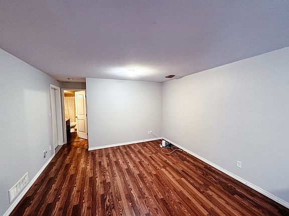 5th image of 46710 Hudson Rd #B