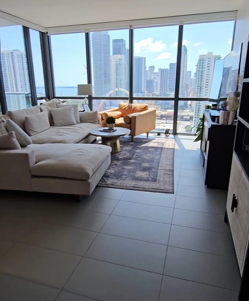 2 bed, 1110 sqft, $4,050 — Photo 4