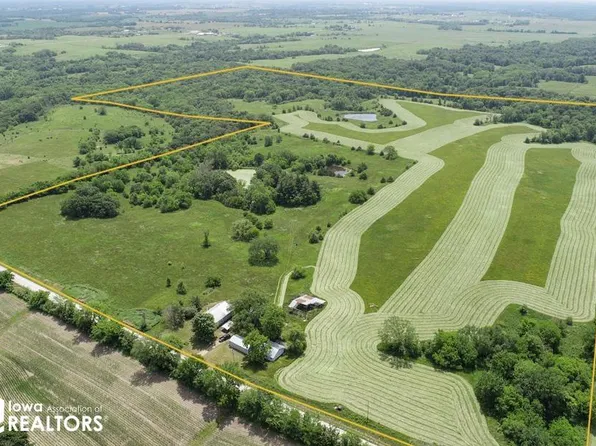 17583 560th St, Centerville, IA 52544