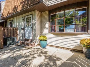 6468 State Rd APT L16, Parma, OH 44134