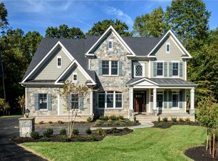2334 Dale Dr, Falls Church, VA 22043