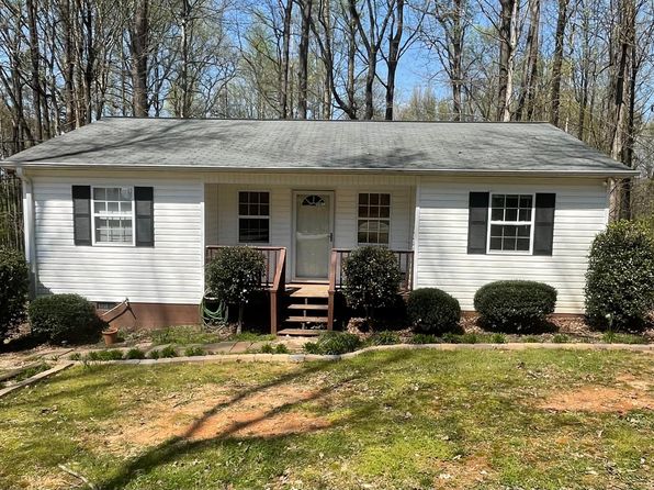 176 Forrest Dr
