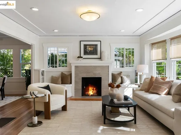 3056 California St, Oakland, CA 94602