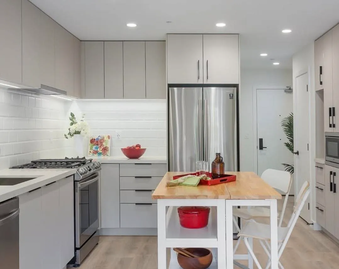 1 bed, 730 sqft, $2,700 — Photo 2