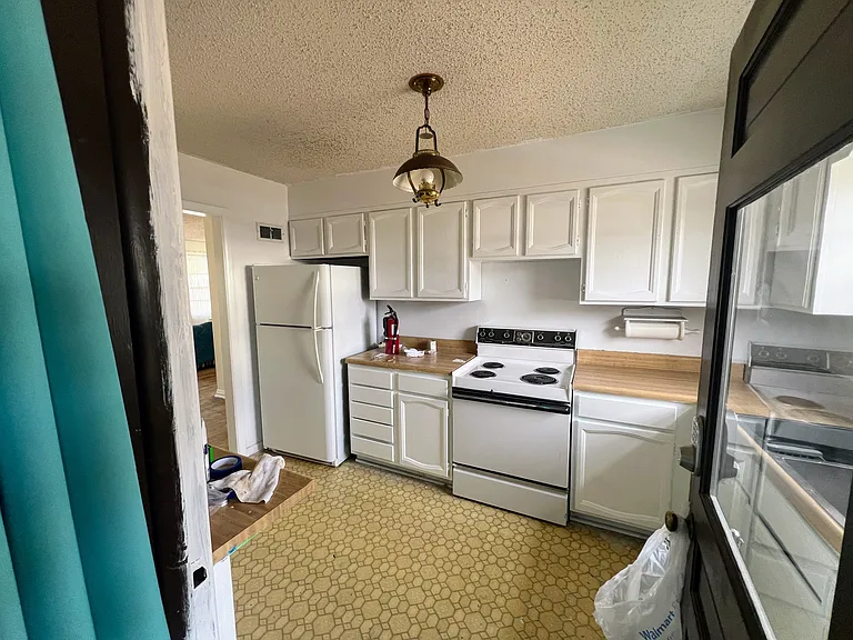 1410 W Broadway St #1410 — Photo 5