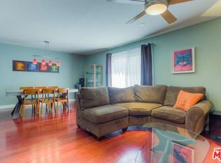 5230 Zelzah Ave APT 4, Encino, CA 91316