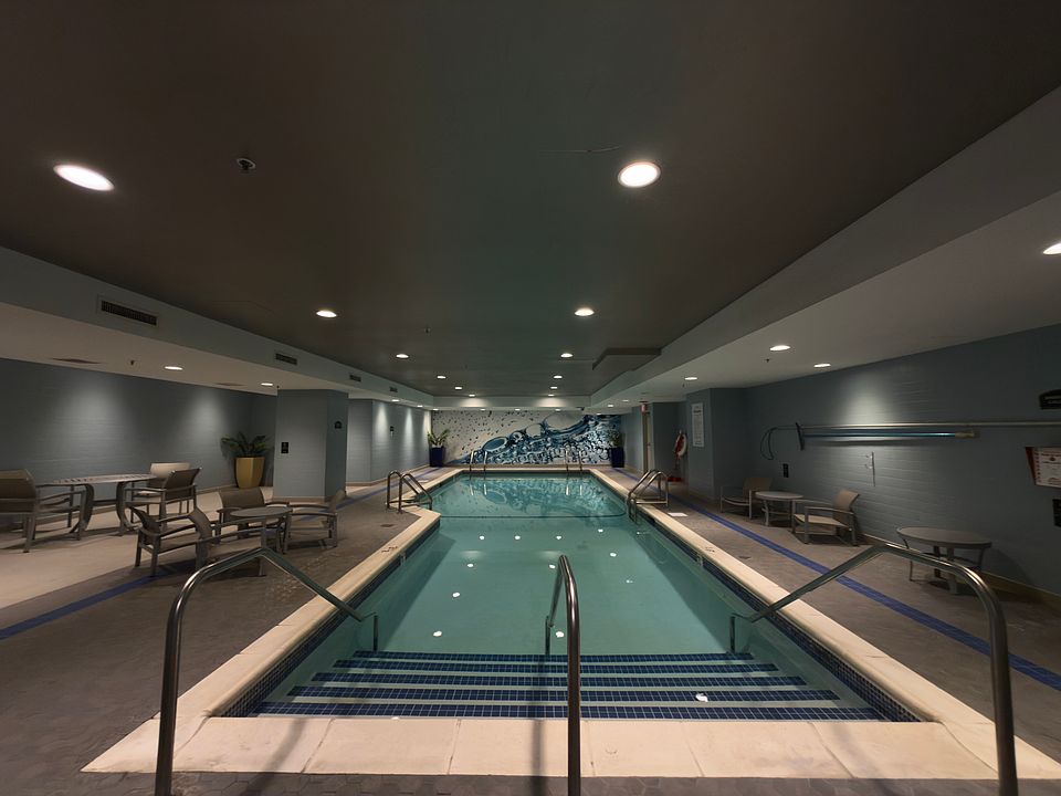 1st image of 14 Evelyn Pl #204