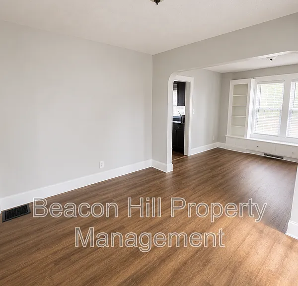 12600 Watterson Ave — Photo 3