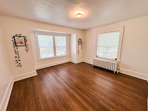 3rd image of 3120 Cottage Grove Ave APT 3