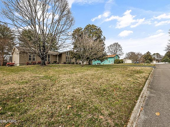 5th image of 1626 Bexhill Dr