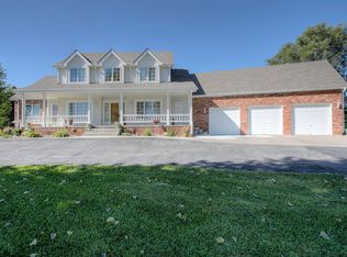 15376 Cherrytree Ln, Council Bluffs, IA 51503