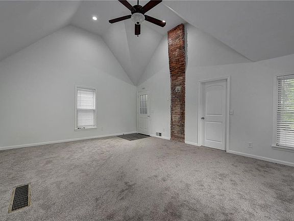 4th image of 1857 W 47th St #Up