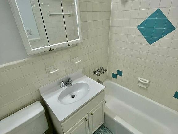 4th image of 203 Columbus Ave #3B