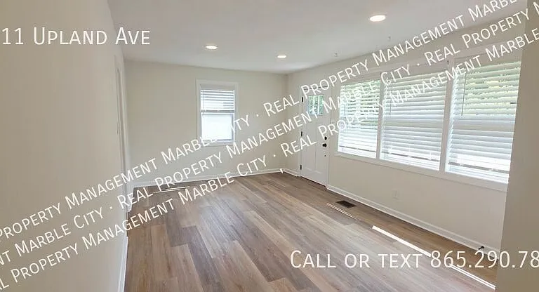 2411 Upland Ave — Photo 8