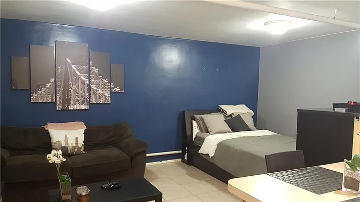 Rented by R New York | media 59