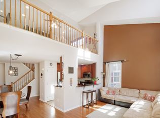 109 Abbie Ct, West New York, NJ 07093