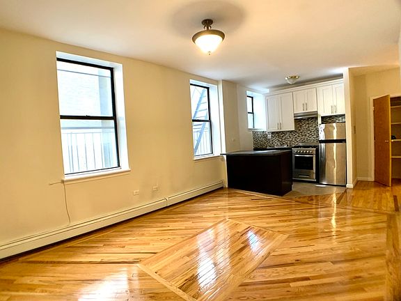 5th image of 707 Saint Nicholas Ave APT 3B