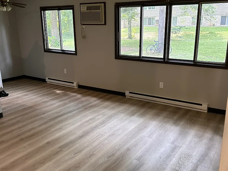 522 Oak Ave — Photo 6