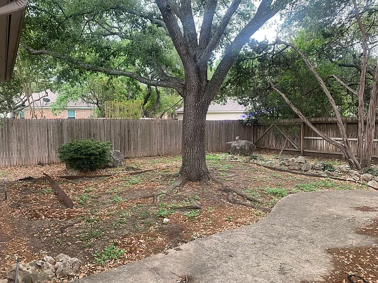4410 Shavano Cross — Photo 20