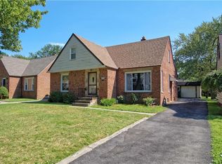 4214 Eastway Rd, South Euclid, OH 44121