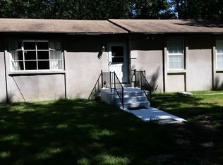 222 S Pitney Rd, Galloway, NJ 08205