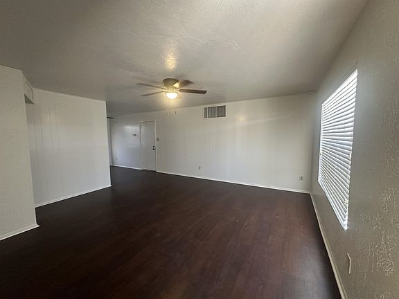 5th image of 2264 W 19th St