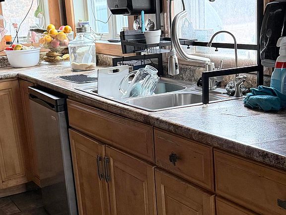 3rd image of 5232 Barryville Rd