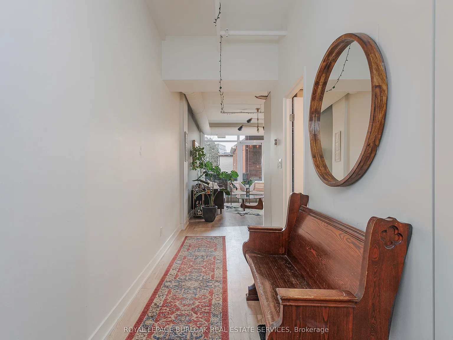 Victoria Lofts — Photo 2