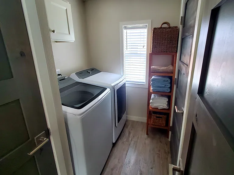 955 SW 51st St #A — Photo 13