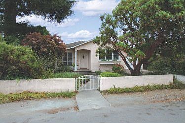 2nd image of 620 Mello Ln