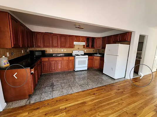 Rented by Queens Apartments Realty LLC | media 9