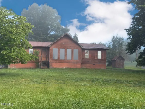 2218 Shiloh Dr, Big Stone Gap, VA 24219