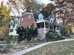 2037 Middle Bridge Rd, Bowling Green, KY 42103