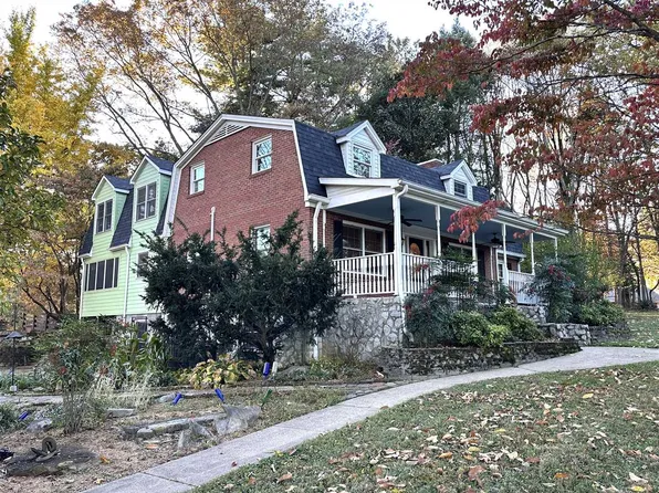 2037 Middle Bridge Rd, Bowling Green, KY 42103