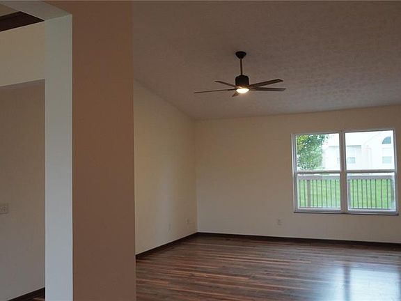 2nd image of 6922 Spritz Ln