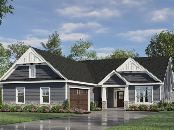 3389 Hickory Knoll Ln, Lysander, NY 13027