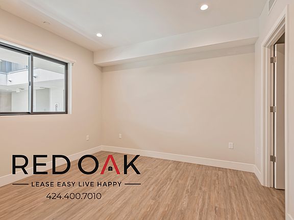 4th image of 5550 1/2 Bonner Ave #411
