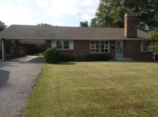 712 Prices Fork Rd, Blacksburg, VA 24060