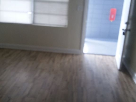3rd image of 1710 S Washington Ave APT 7