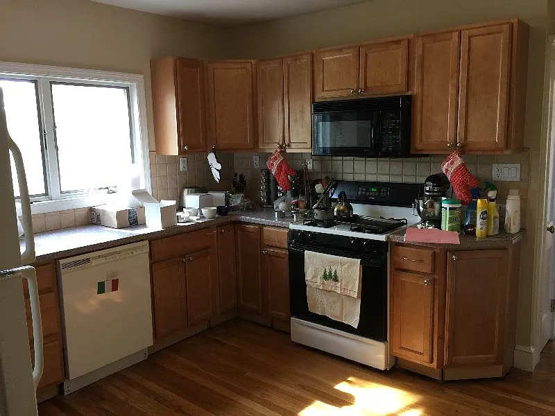 9 Arlington St #3L