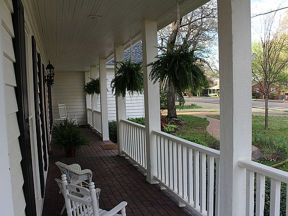 3rd image of 1851 Wood Oak Dr