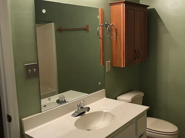 135 Greenwood Ln — Photo 12