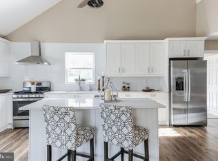 210 Front St, Fieldsboro, NJ 08505