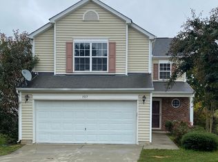 1517 Cricket Ridge Dr, Raleigh, NC 27610