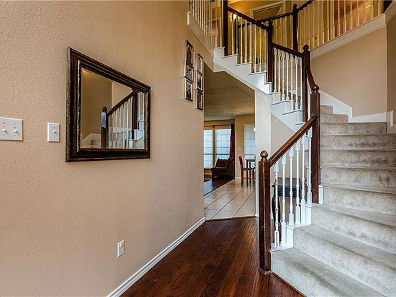 4th image of 7859 Waxwing Cir W