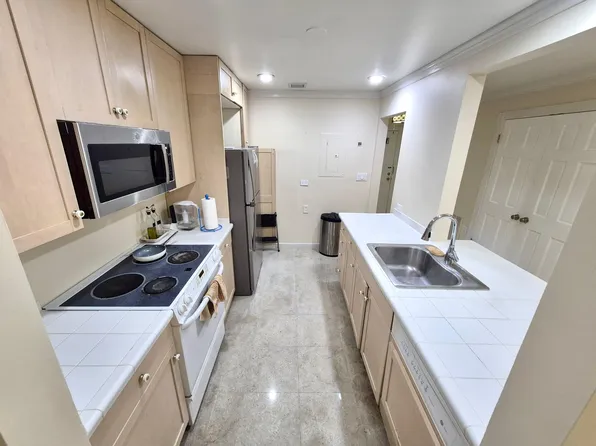 790 River Road image 19 of 24