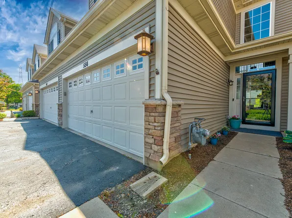556 S Jade Ln, Round Lake, IL 60073