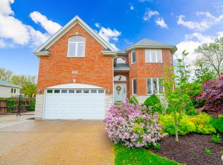 9729 Meade Ave, Oak Lawn, IL 60453